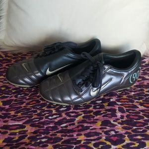 Women's nike soccer cleats